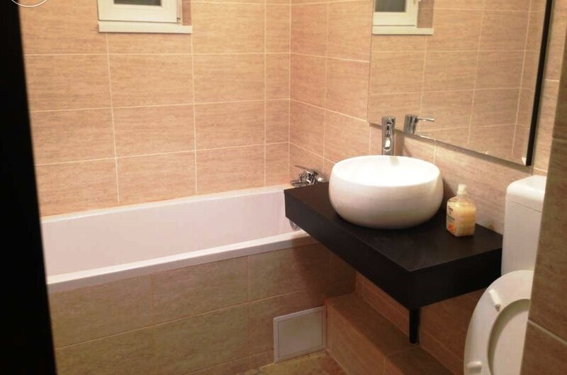 Baneas, 2 camere mobilat modern, 5 minute parc Herastrau.